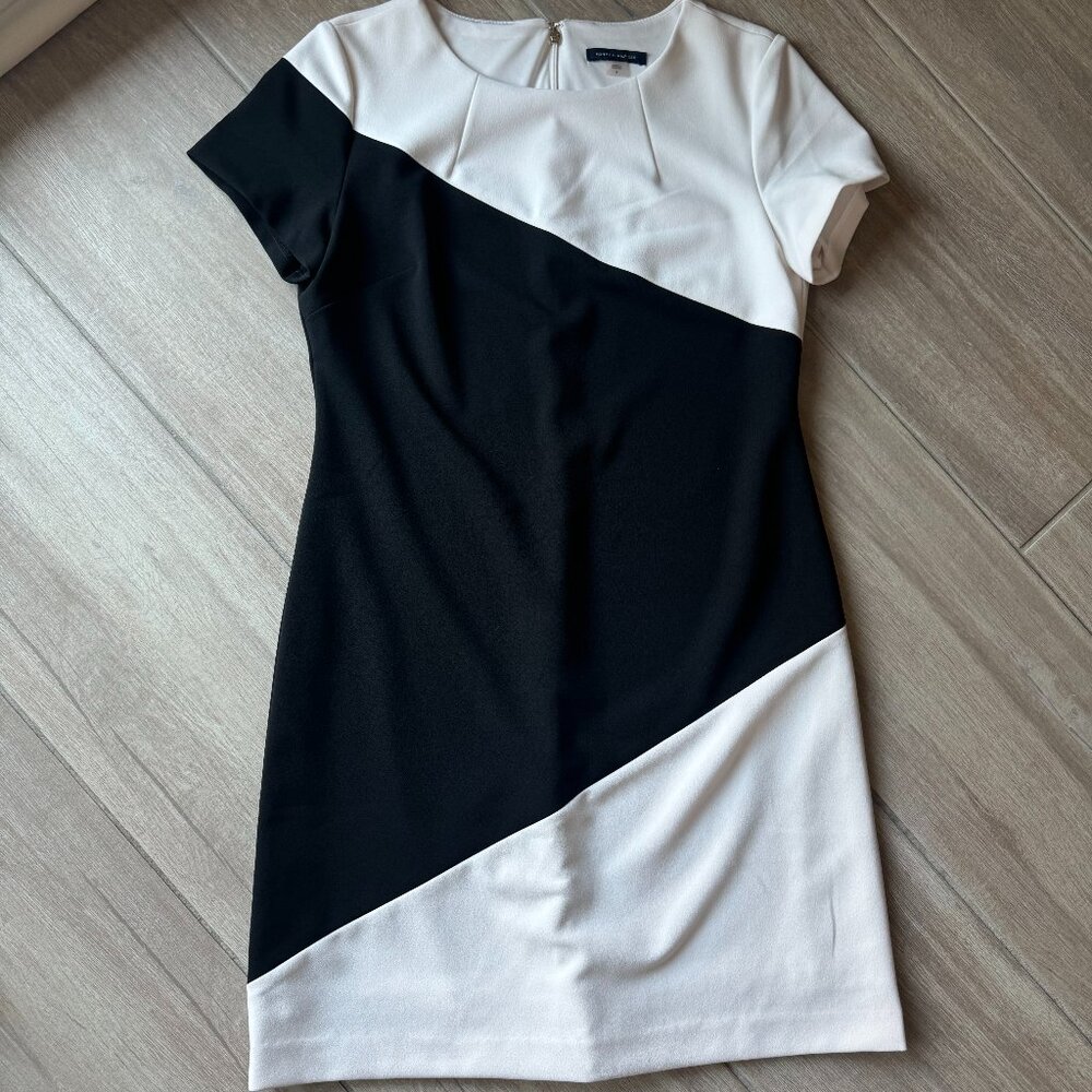 Tommy Hilfiger Black & White Zip-Up Dress | Women’s Size 8